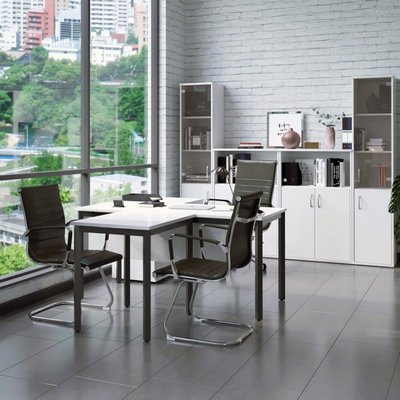 Минимализм рабочей зоны от SLIM SYSTEM